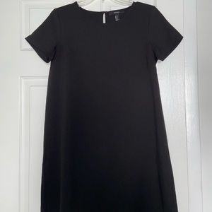 Black short sleeve dress